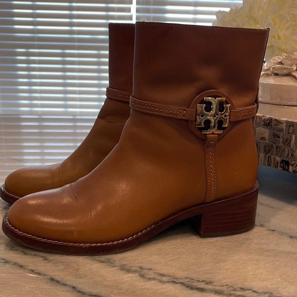 Tory Burch Logo Miller Booties
